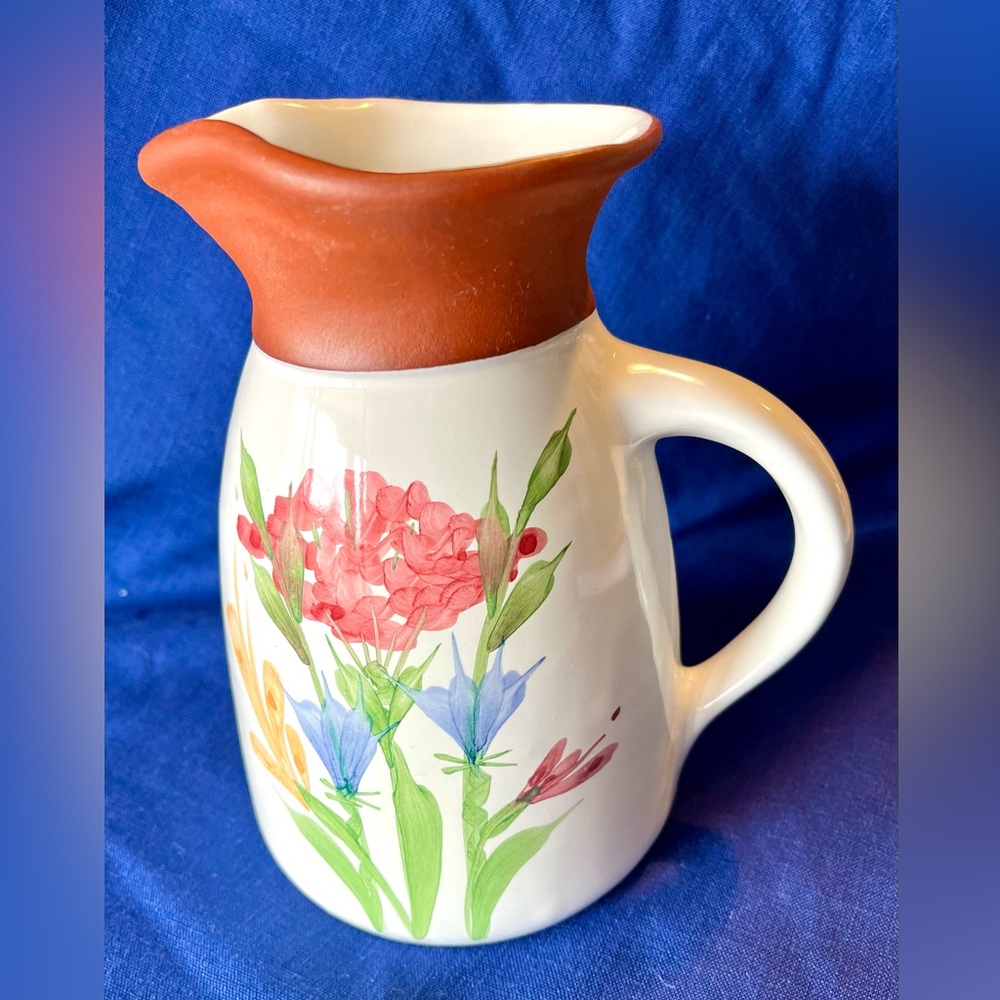 Emerson Creek Pottery Hand Painted Pitcher 1992 Made in the USA 7x4